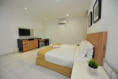 Deluxe Room 2 (1)
