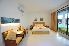 Executive Suite First Room