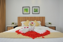 Honeymoon Deco
